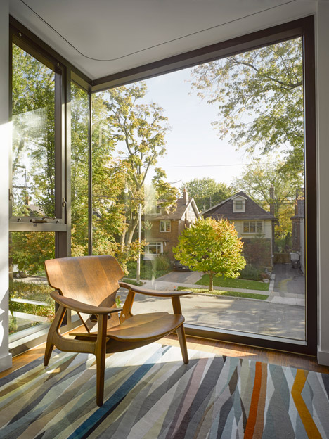 Moore_park_residence_by_Drew_Mandel_Architects_dezeen_468_8