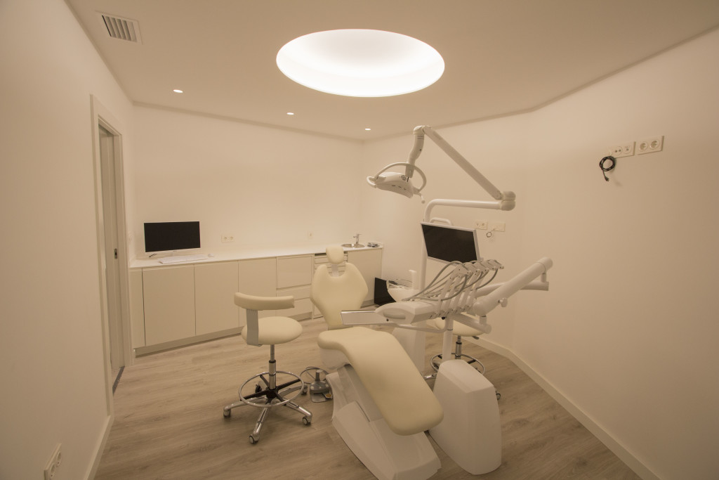 maria jesus mora_arquitecto_DISEÑO INTERIOR_alicante_clinica dental CREARE (29)
